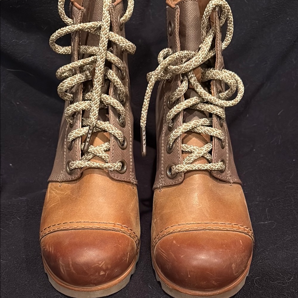 Sorel Women's Heeled Boots - Brown and Tan